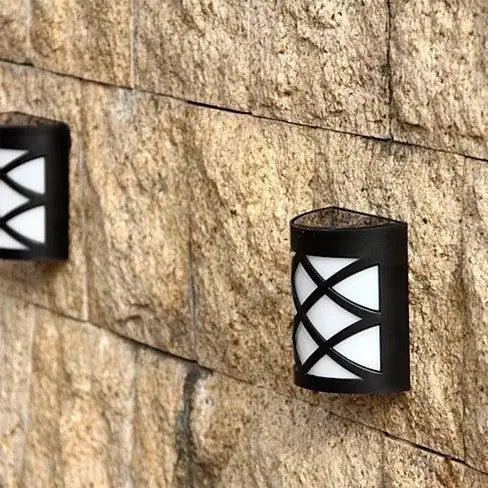 Spotlight Solar Wall Light - Elegant Lattice Design
